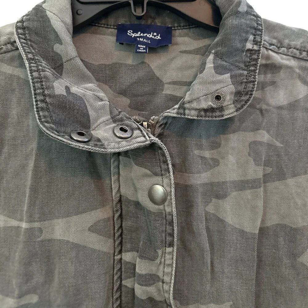 Splendid Cropped Vintage Women's Zip Up Camo Jacket Size Small Linen - Picture 2 of 4